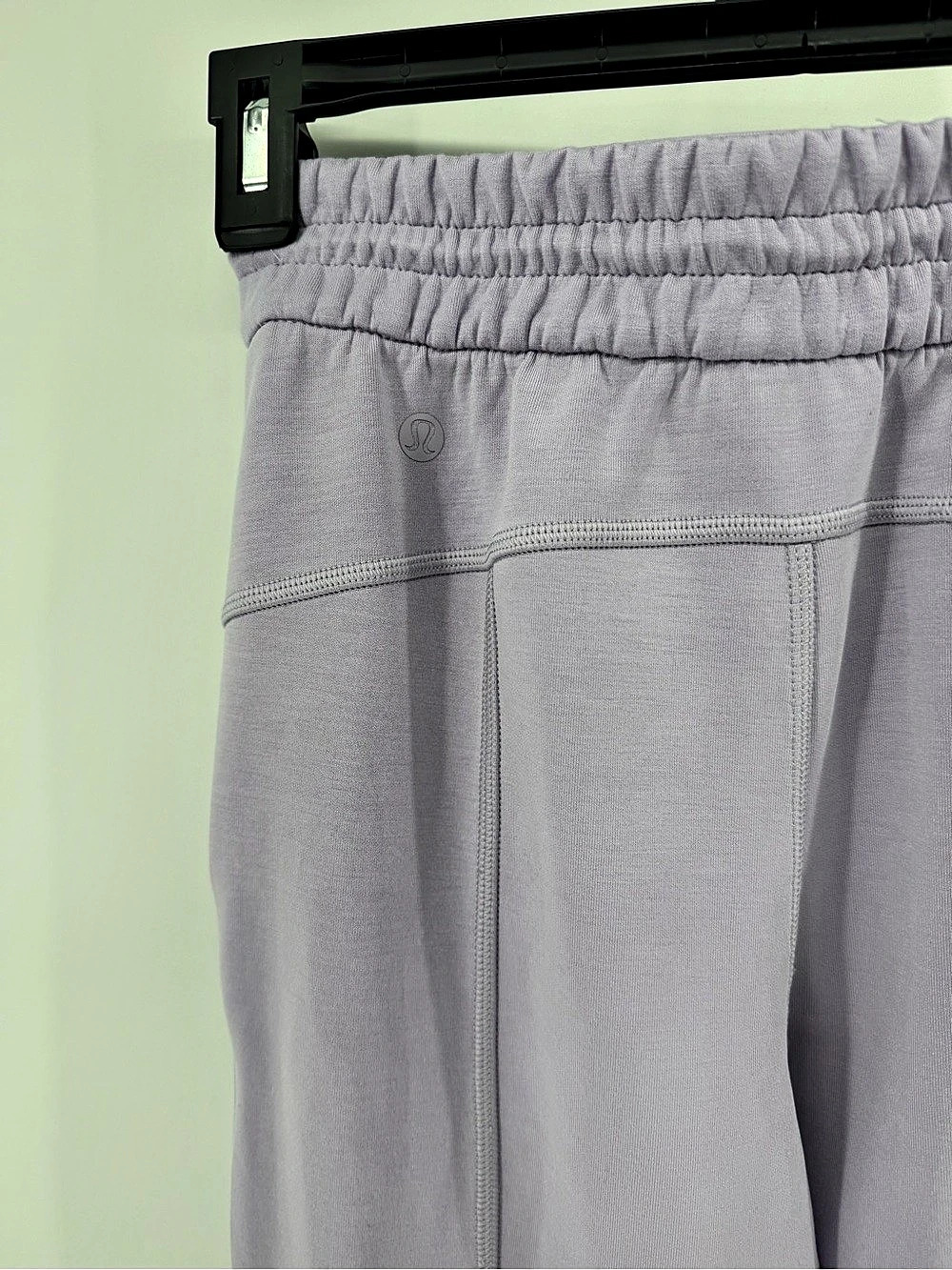 lululemon Scuba Mid-Rise Wide-Leg Sweatpants Purple ash sz 0 - Picture 9 of 9